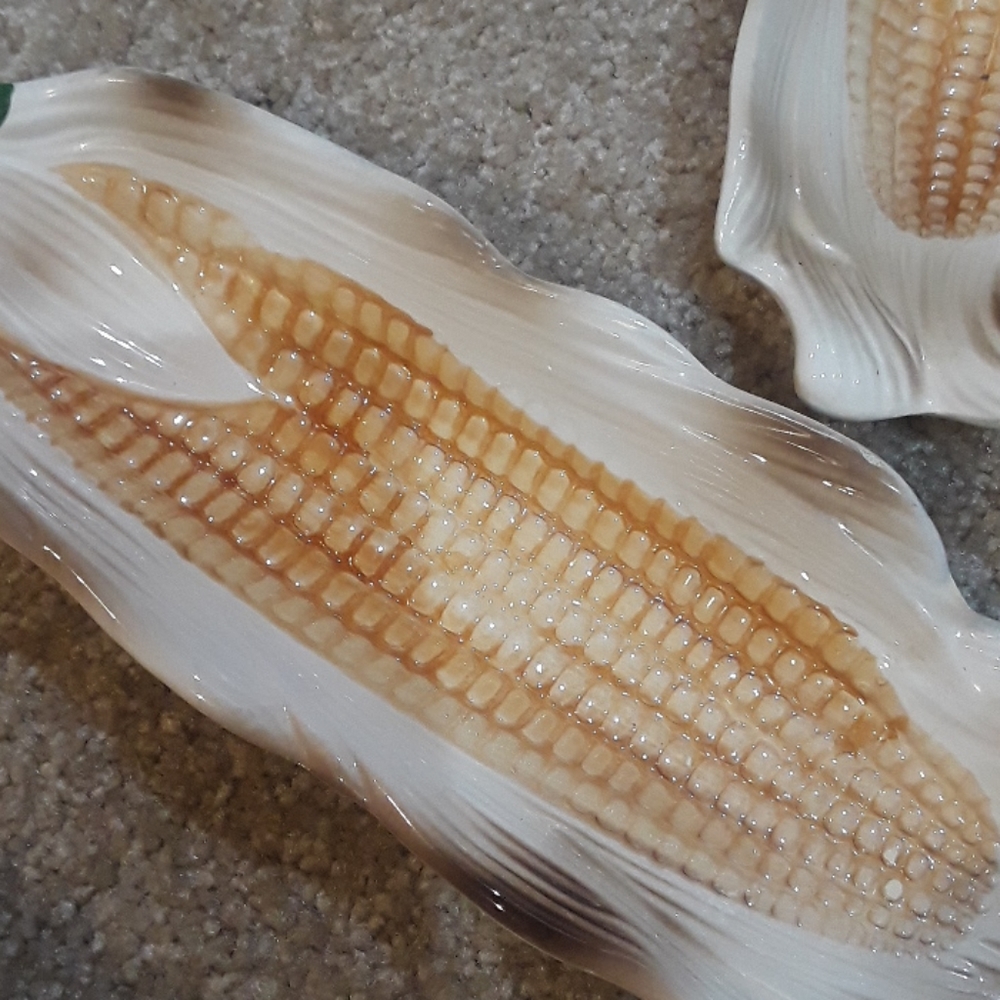 Set of 4 Vintage Corn Boats - Picture 2 of 4